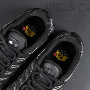Nike Air Max Plus SE Black Chrome Silver inner lining and insole detail with Tn Air logo