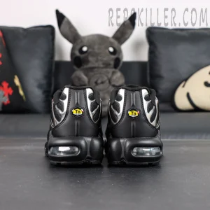 Nike Air Max Plus SE Black Chrome Silver rear heel view