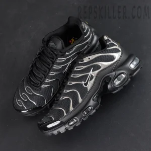 Nike Air Max Plus SE Black Chrome Silver top view showing upper design and lines