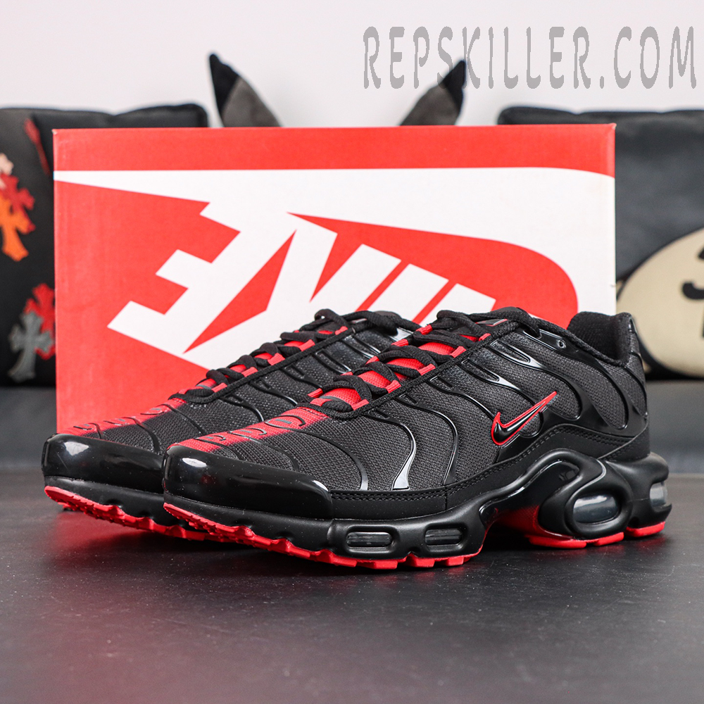 Nike Air Max Plus “Sith Lightsaber” front view with Nike shoe box