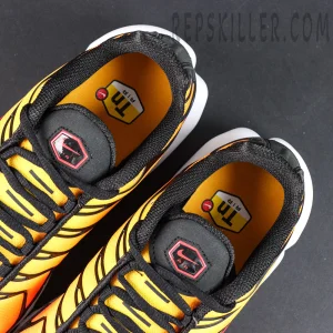 Nike Air Max Plus “Sunset” tongue and inner lining detail close-up