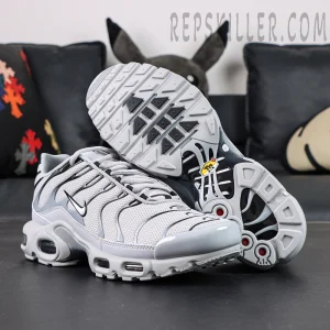 Outsole view of Nike Air Max Plus TN Wolf Grey showing durable rubber traction pattern and TN structure