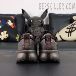 Loewe x ON Cloudsolo Dark Brown Black sneakers, direct rear view showing heel tabs