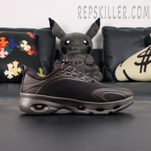 Side profile of a single Loewe x ON Cloudsolo Dark Brown Black sneaker