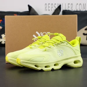 Loewe x ON Cloudsolo Lime Green sneakers with shoebox