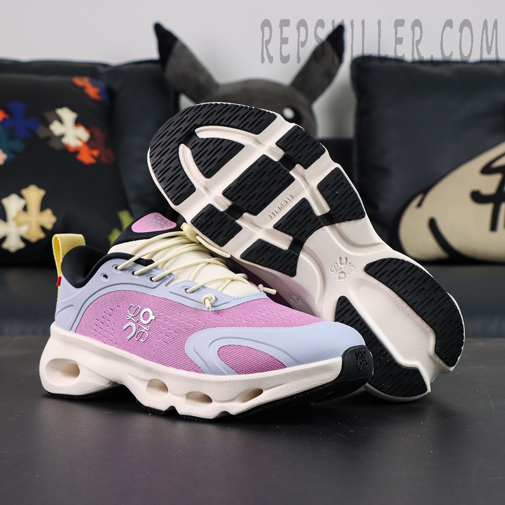 Loewe x ON Cloudsolo Pink Purple sneakers, outsole detail