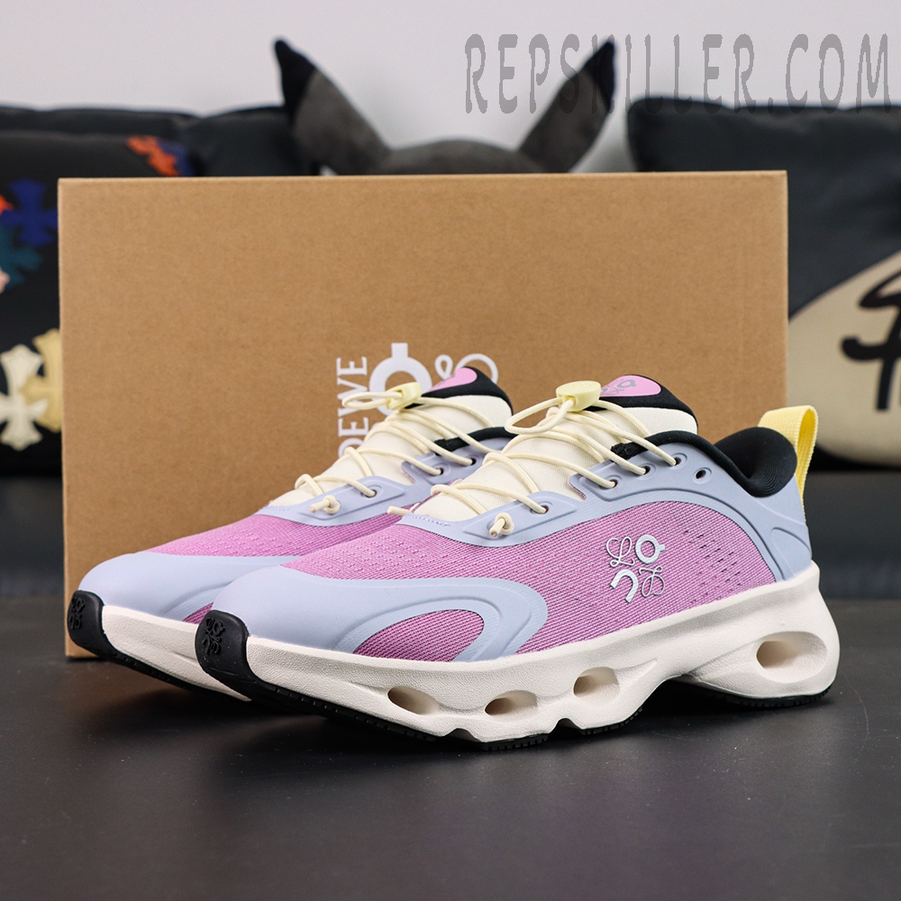 Loewe x ON Cloudsolo Pink Purple sneakers with shoebox