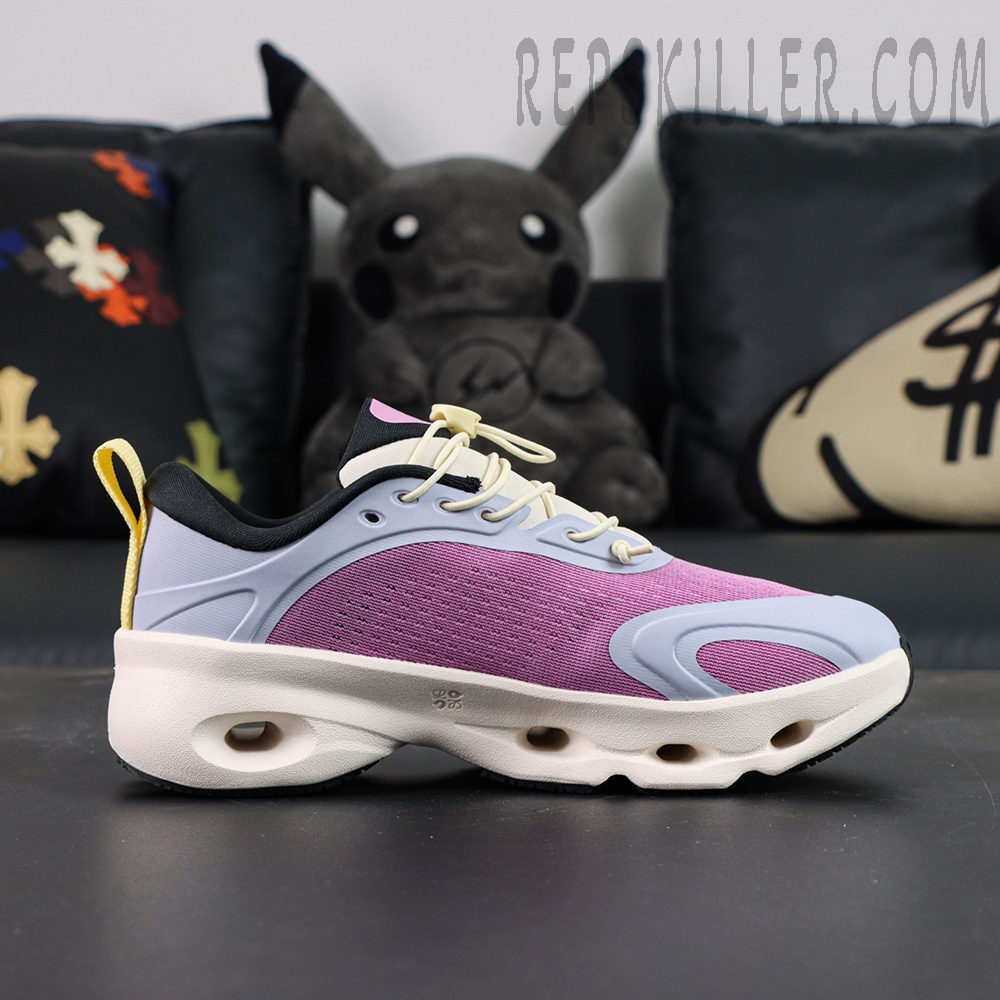 Loewe x ON Cloudsolo Pink Purple sneakers, side view