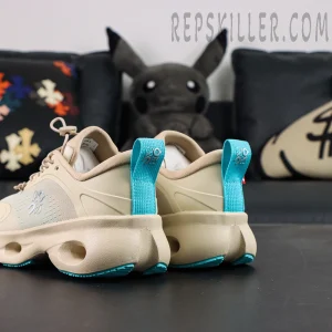 Loewe x ON Cloudsolo Sand Turquoise sneakers, rear view of both shoes