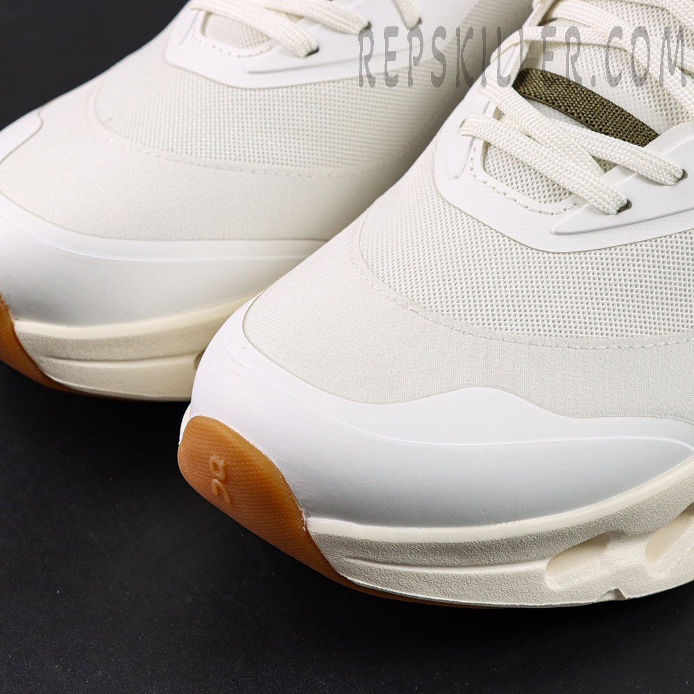 L x ON Cloudtilt 2 ‘White Khaki’