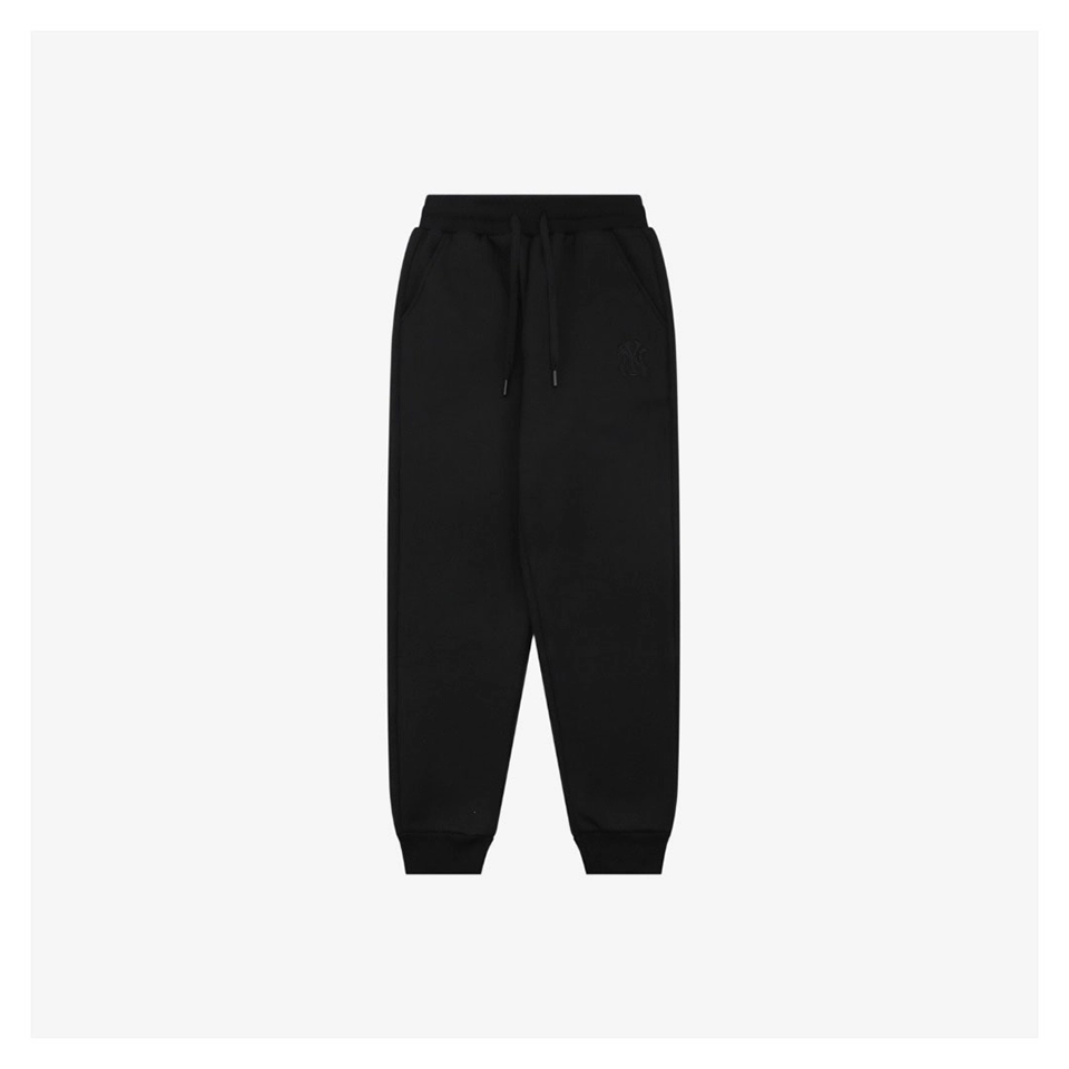 MLB New York Yankees Embroidered Fleece Jogger Pants Front view