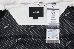 MLB New York Yankees Logo Long Down Jacket White Brand label