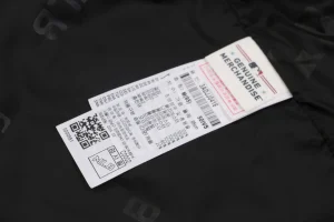 MLB New York Yankees Logo Long Down Jacket Wash label