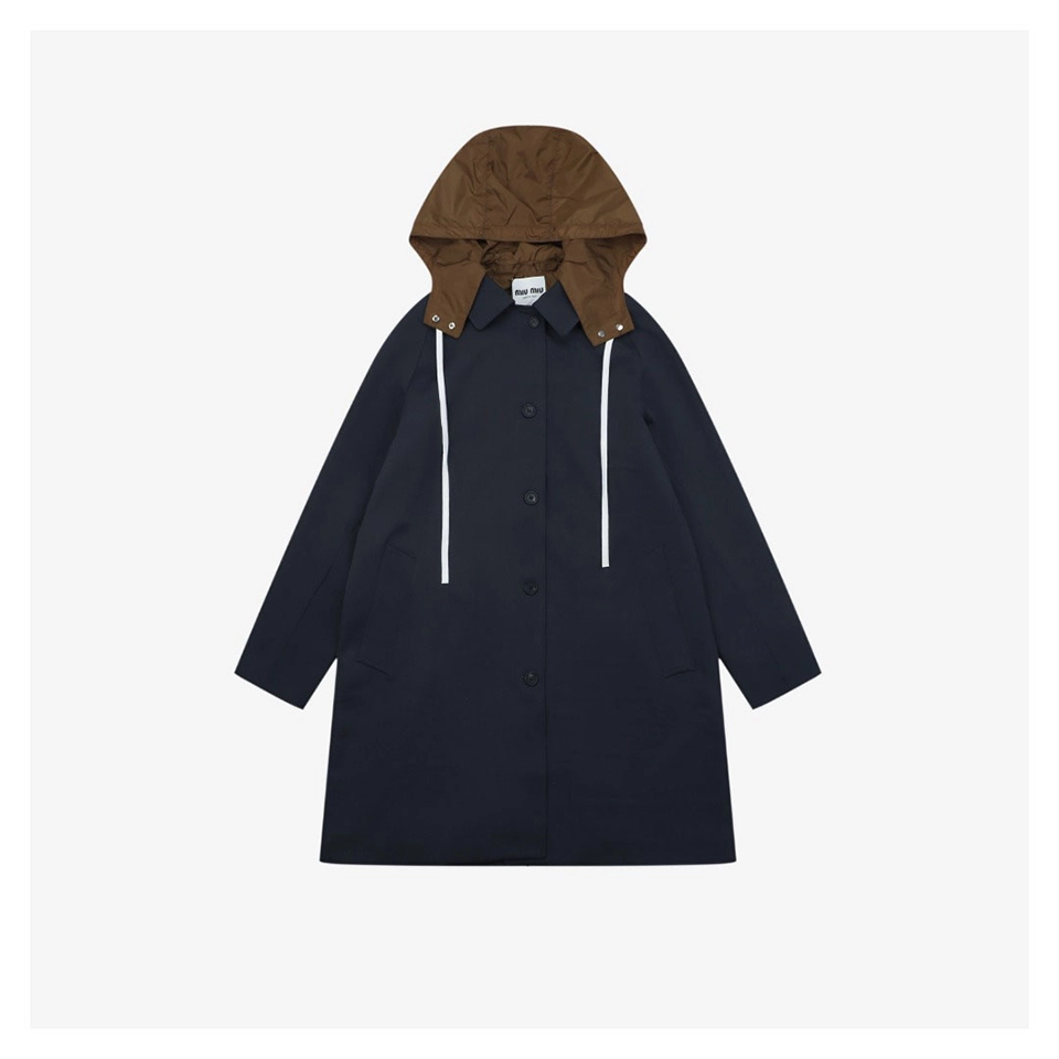 Miu Miu Single-Breasted Glossy Trench Coat Front view