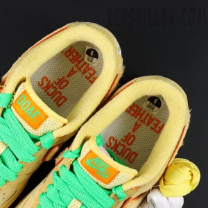 Nike Air Force 1 DOAF “Duck or Egg” PE insole view with “DUCKS OF A FEATHER” text