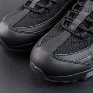 Close-up of Nike Air Max 95 OG Black Anthracite toe box and mesh detailing