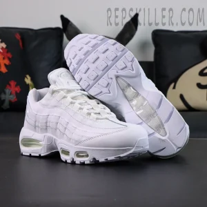 Nike Air Max 95 OG White Pure Platinum outsole and Air Max cushioning detail