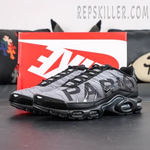 Paris Saint-Germain x Air Max Plus 'Black Particle Grey'9.jpg