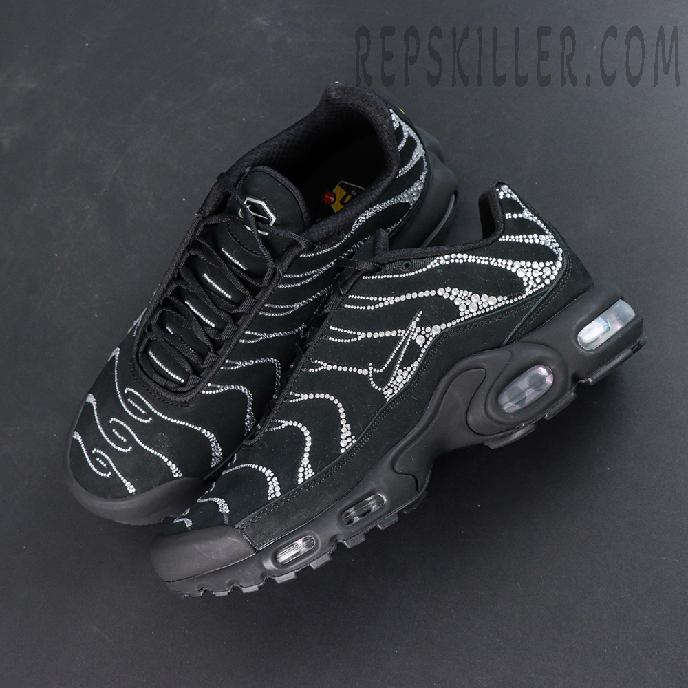 Swarovski x Air Max Plus “Moonlight” top-down view of the sneakers