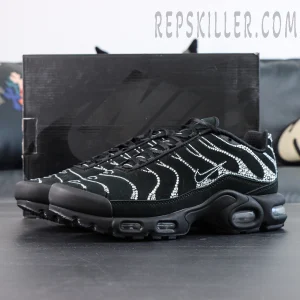 Swarovski x Air Max Plus “Moonlight” full pair product display