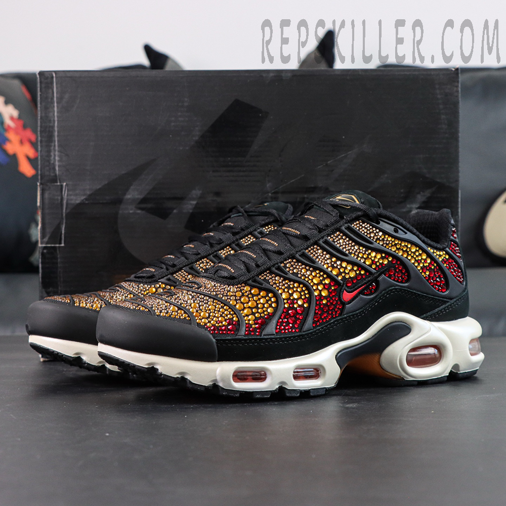 Swarovski x Air Max Plus 'Sunset'3.jpg