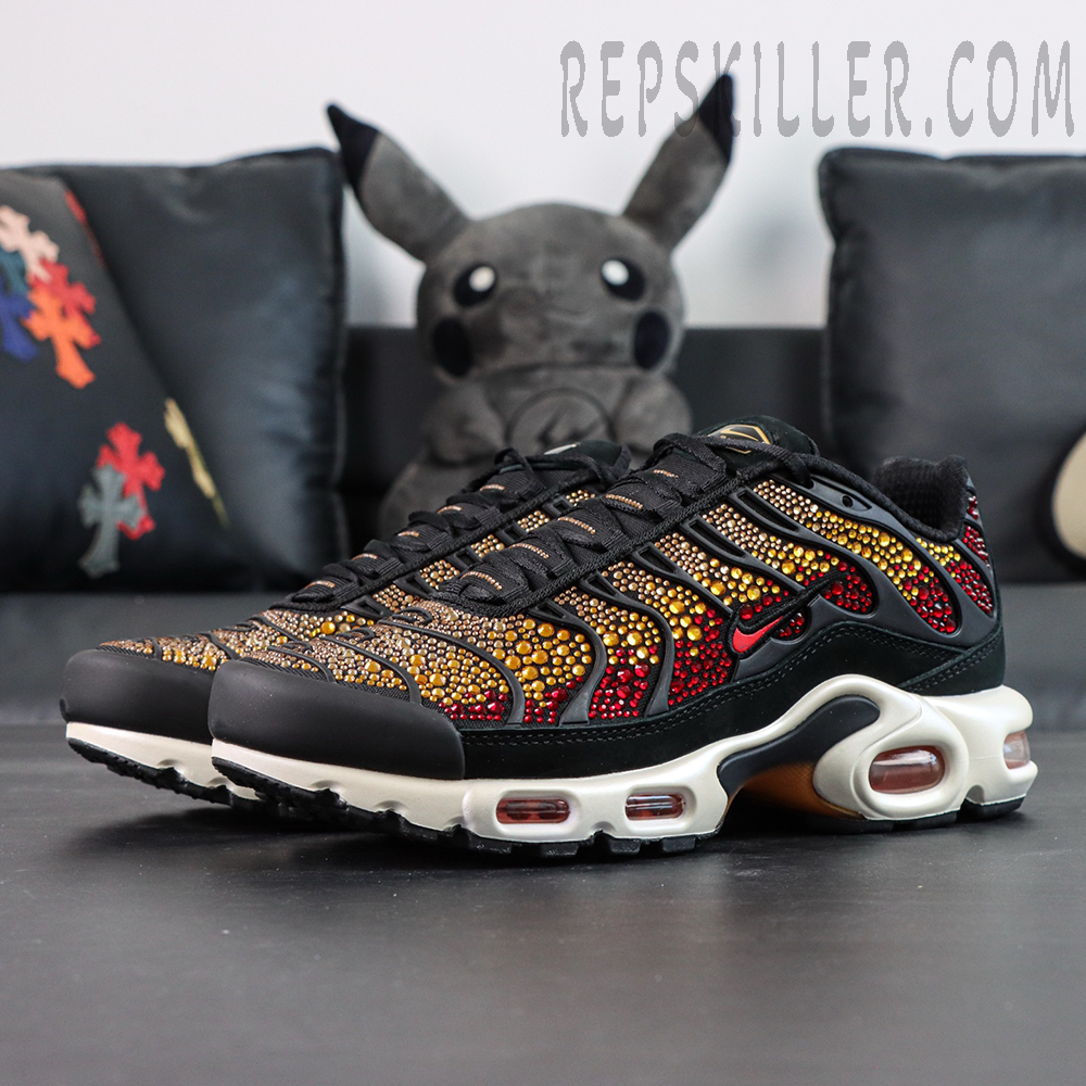 Swarovski x Nike Air Max Plus “Sunset” front view of the pair highlighting full crystal upper design