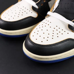 Fragment Design x Union LA x Jordan 1 Retro High OG 'Varsity Red'6