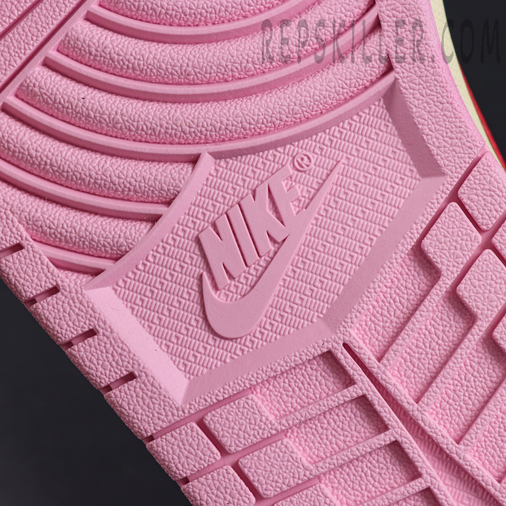 Travis Scott x Air Jordan 1 Low OG ‘Tropical Pink’ 2026
