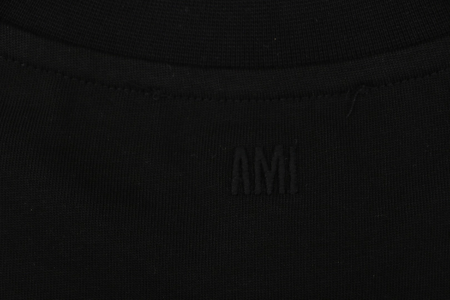 Ami Paris Big Heart Logo Embroidered Cotton T-Shirt5.jpeg