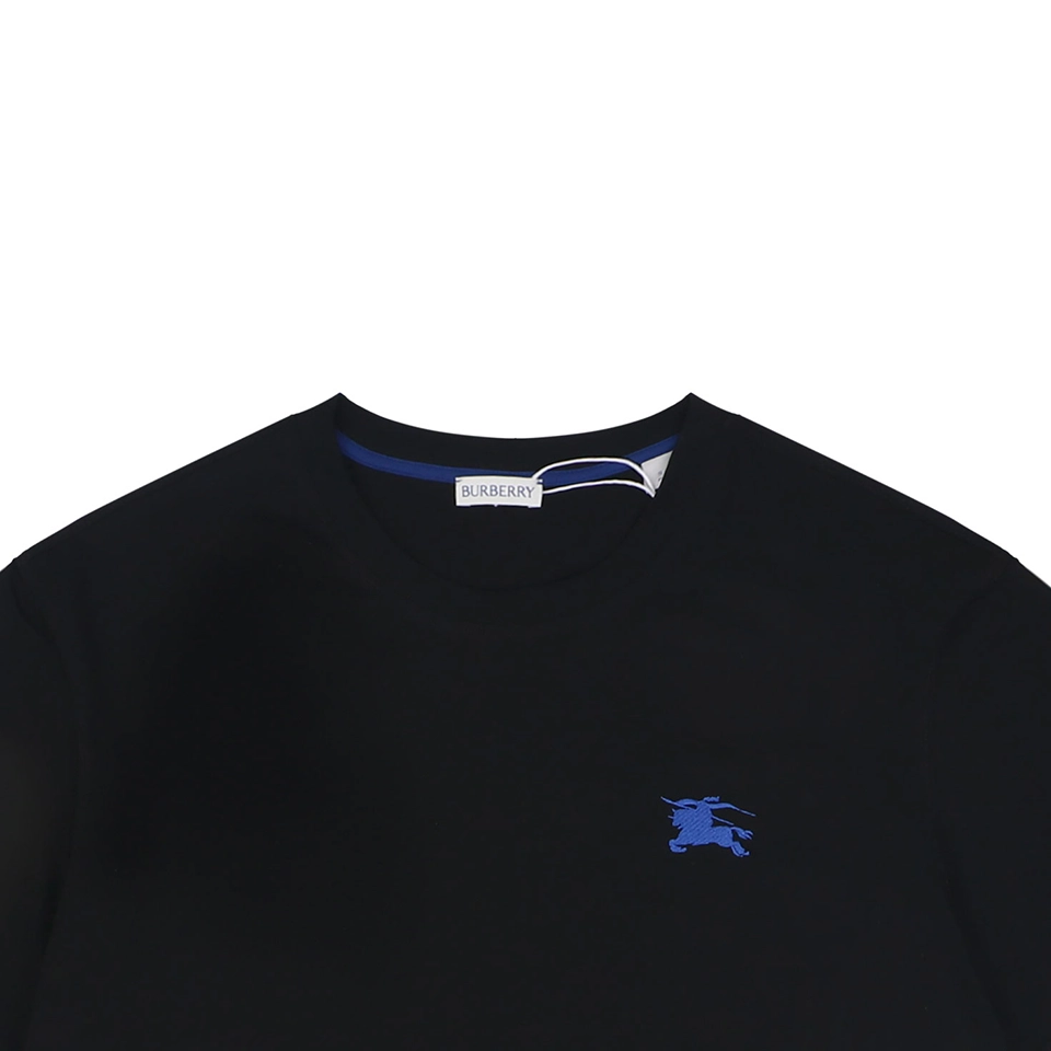 Burberry Equestrian Knight Embroidered Cotton T-Shirt18.jpeg