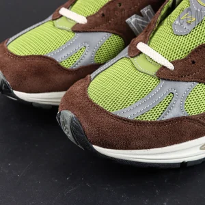 Daniëlle Cathari x Kith x New Balance 991v2 “Reverse” sneakers, toe box close-up with mesh and suede panels