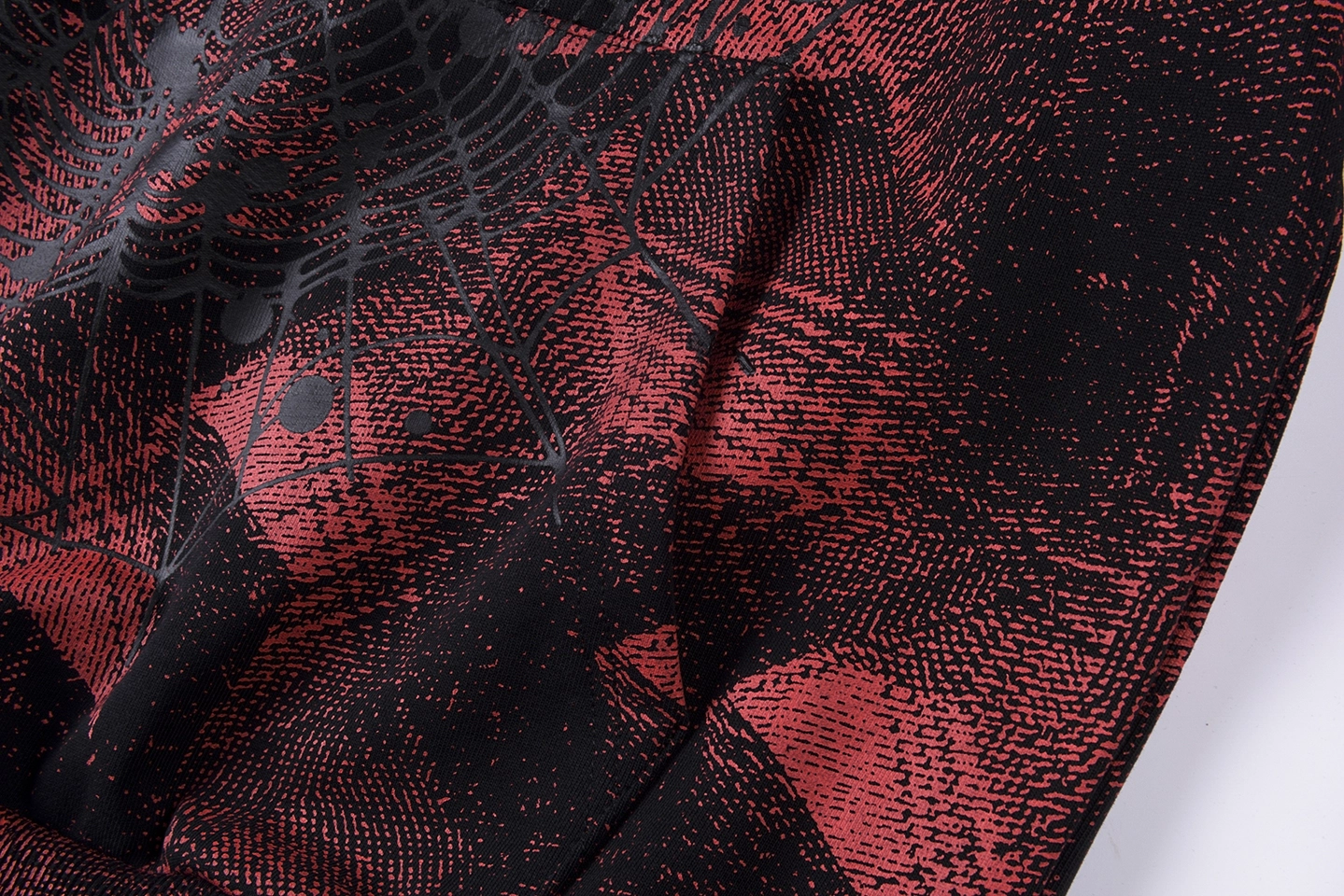 Sp5der Red Plaid Star Web Graphic Hoodie2