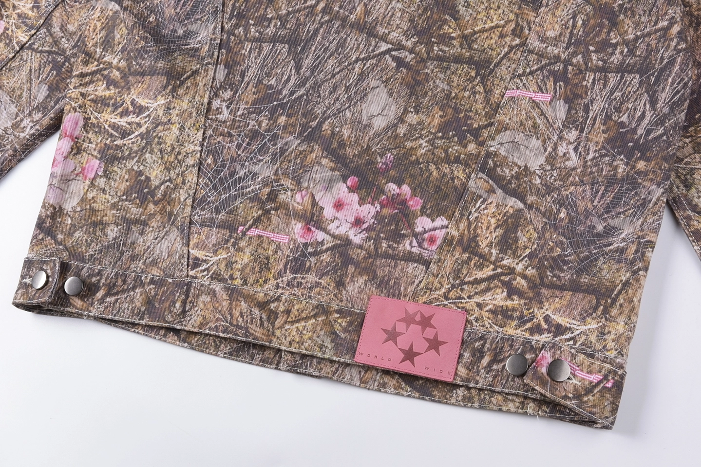 Sp5der Woodland Blossom Camo Trucker Jacket7