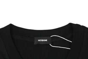 We11done Cross Chain Logo Graphic T-Shirt Black Collar