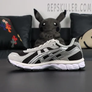 Kith x ASICS Gel Kayano 12.1 'Peat Cream'9.jpg