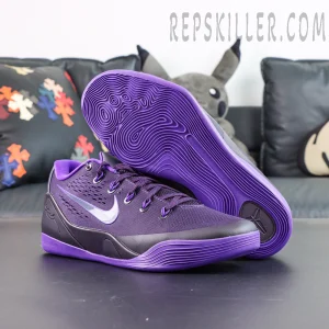Kobe 9 EM Low Protro outsole with purple traction pattern
