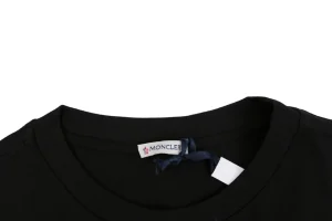Moncler Logo Patch Cotton T-Shirt3.jpg