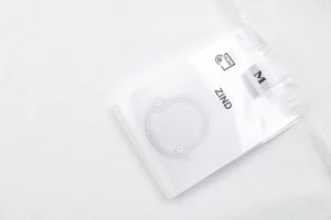 Moncler Mountain Logo Graphic T-Shirt9.jpg