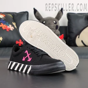 Off-White Vulc Sneaker 'Black Fuchsia'4.jpg