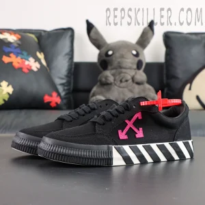 Off-White Vulc Sneaker 'Black Fuchsia'