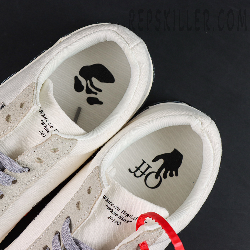 Off-White Vulc Sneaker 'White Black'5.jpg