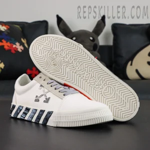 Off-White Vulc Sneaker 'White Black'9.jpg