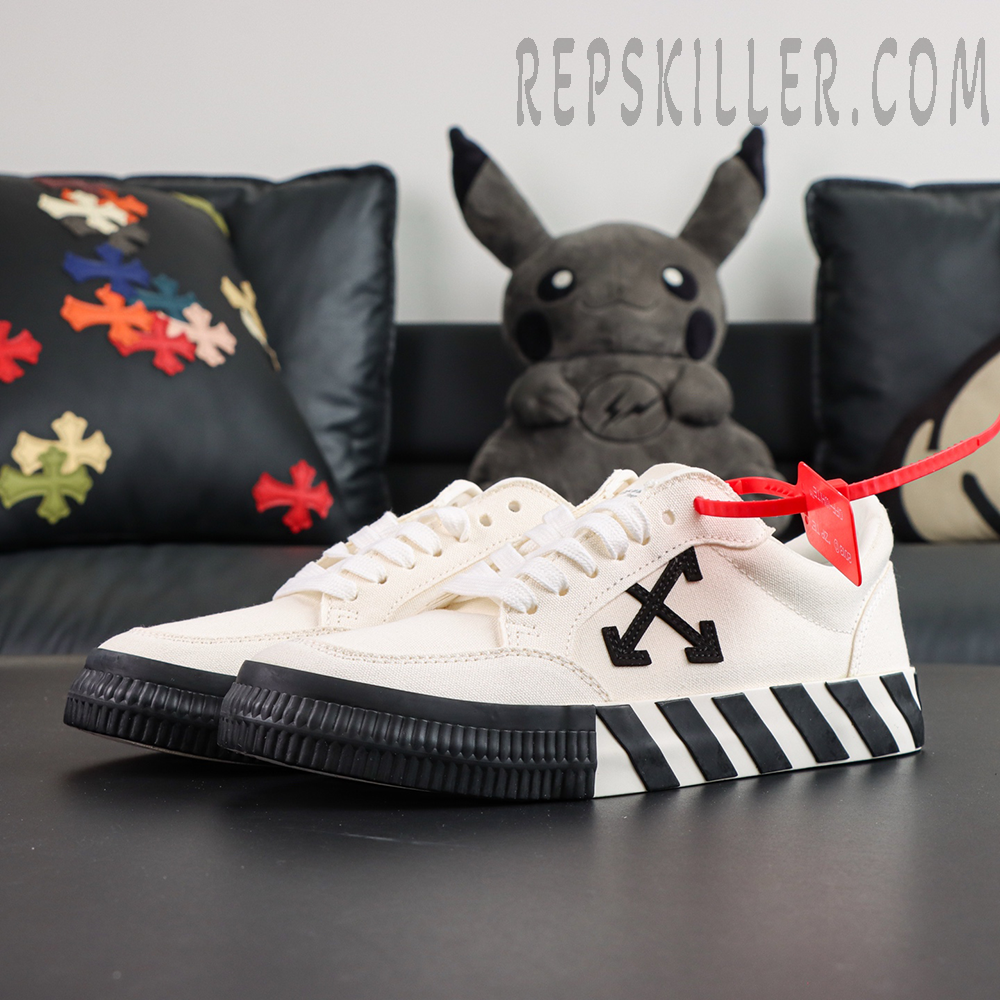 Off-White Vulcanized Low 'White Black'