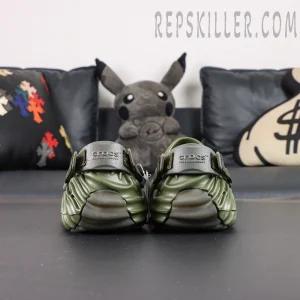 Salehe Bembury x Crocs Pollex Clog 'Cucumber'11