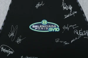 Balenciaga Contrast Raglan Signature T-Shirt Black