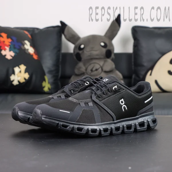 ON Cloud 6 'Triple Black'