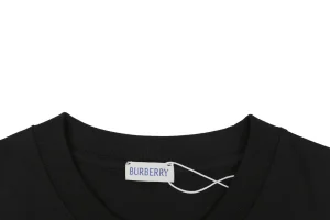 Burberry Equestrian Knight Graphic T-Shirt Black Collar