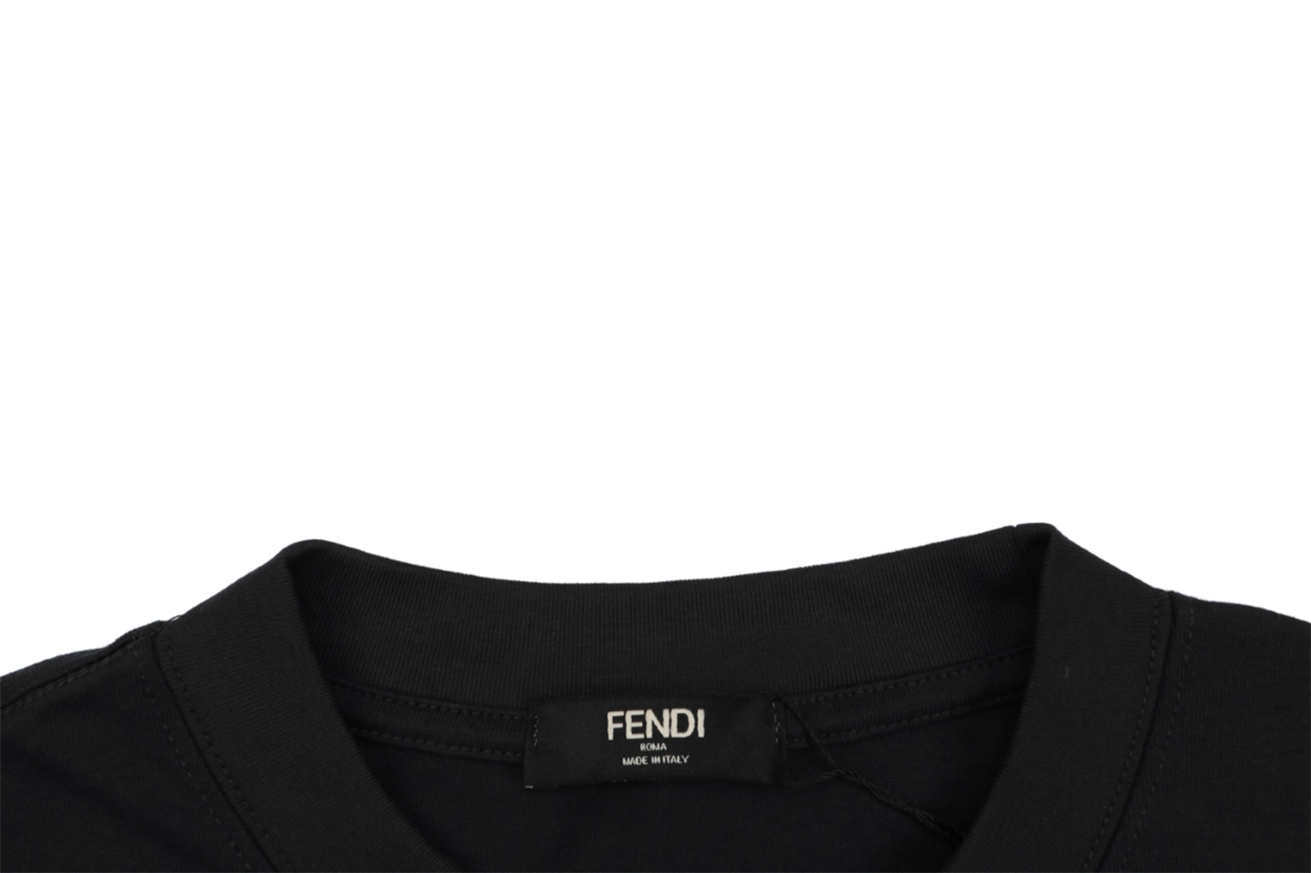 Fendi Melted Logo Embroidered T-Shirt Black Collar