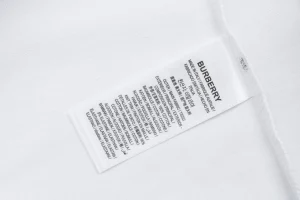 Burberry Blur Horseferry Knight Print T-Shirt Wash label