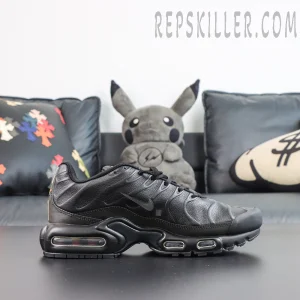 A-Cold-Wall x Air Max Plus 'Black'9.jpg